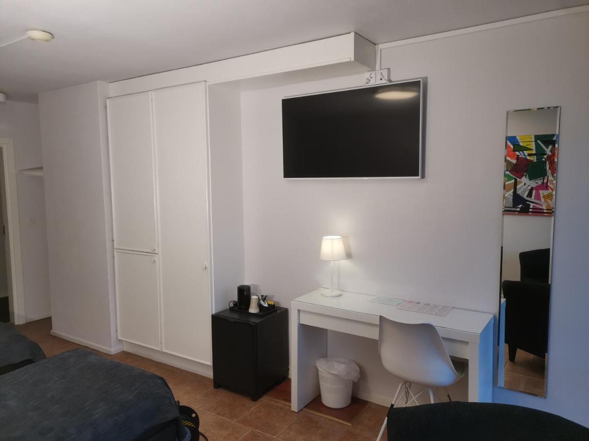 Hotel Esplanad 2*